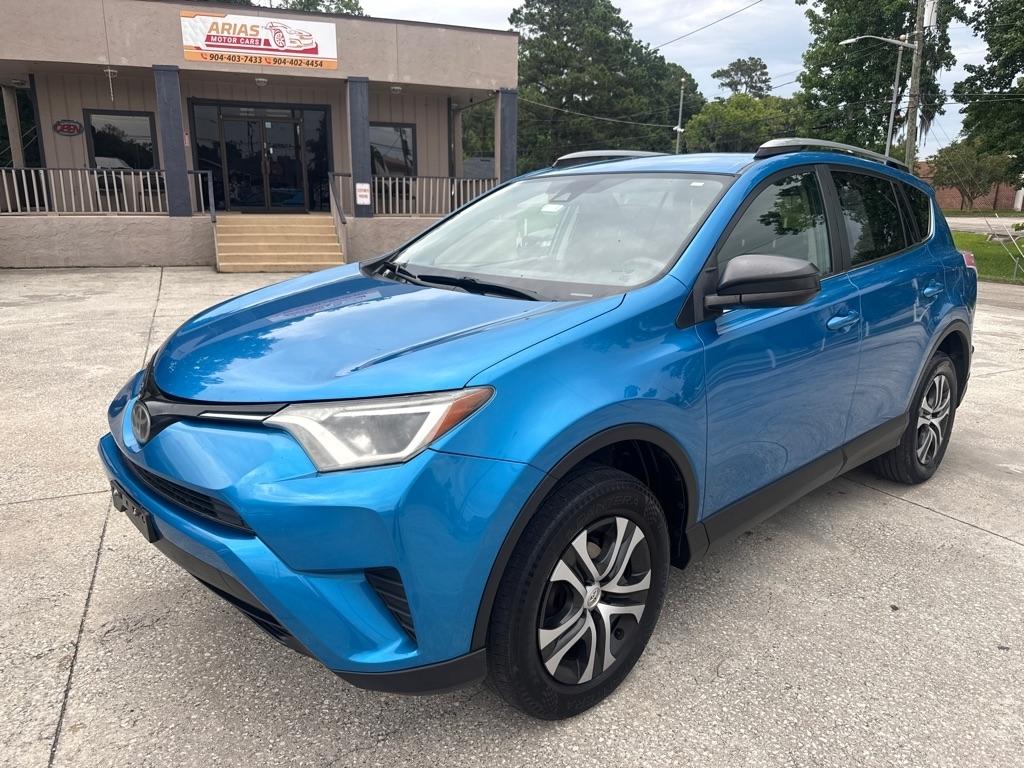 2017 Toyota RAV4 LE FWD