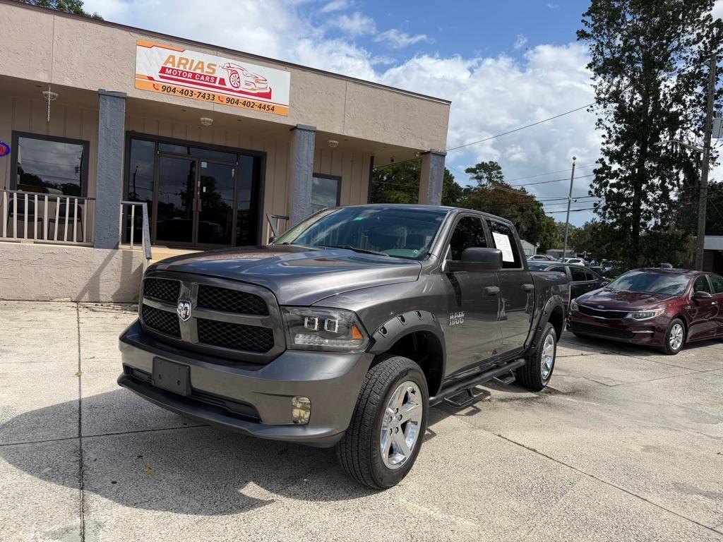 2015 RAM 1500 Tradesman Crew Cab SWB 2WD