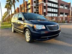 2016 Chrysler Town & Country 