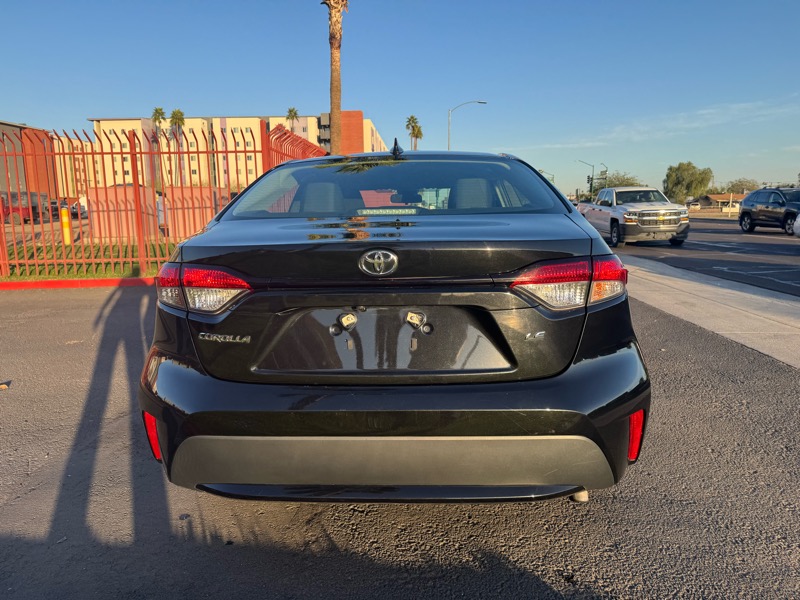 Toyota Corolla LE 2021