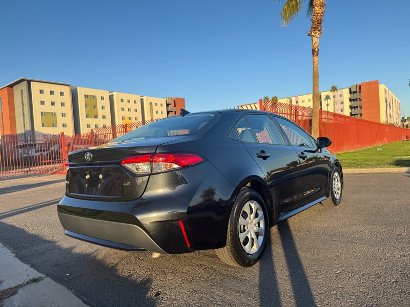 Toyota Corolla LE 2021