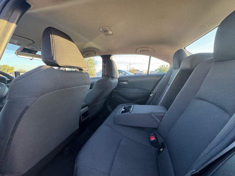 Toyota Corolla LE 2021