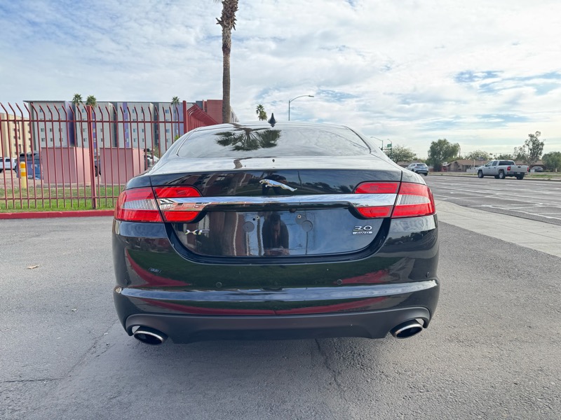 Jaguar XF-Series XF 3.0L V6 SC AWD 2013