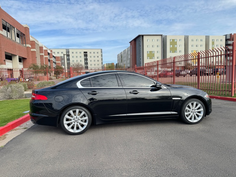 Jaguar XF-Series XF 3.0L V6 SC AWD 2013