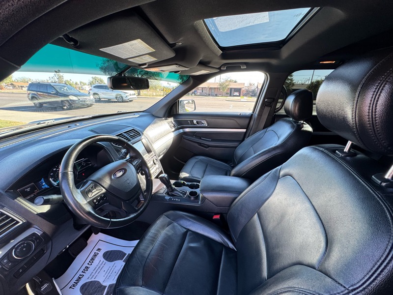 Ford Explorer XLT FWD 2017