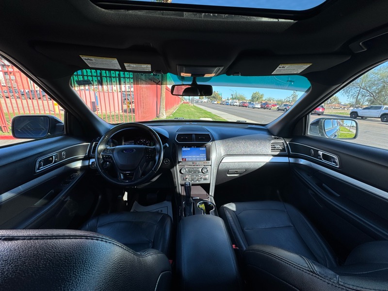 Ford Explorer XLT FWD 2017