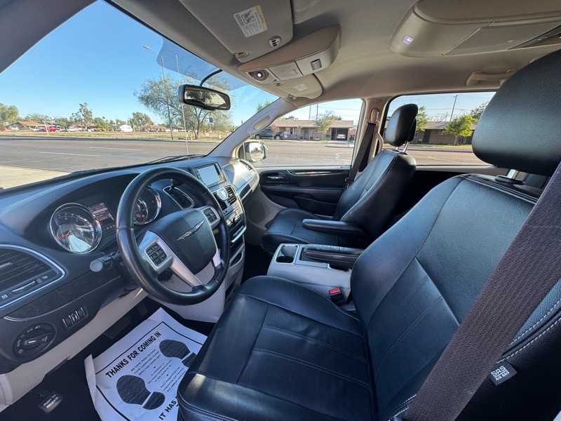 Chrysler Town & Country Touring 2014