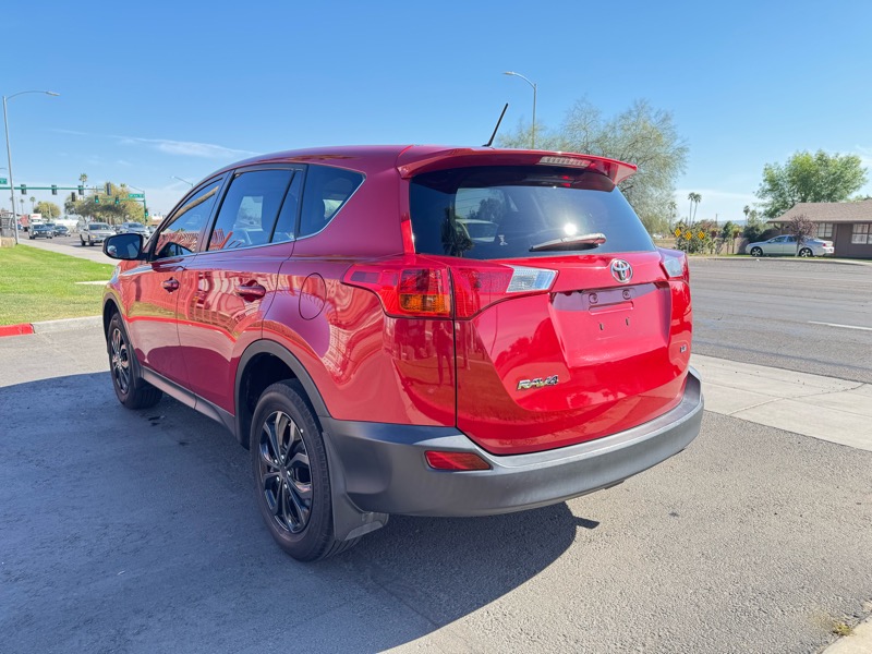 Toyota RAV4 LE FWD 2014
