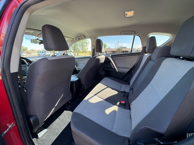 Toyota RAV4 LE FWD 2014