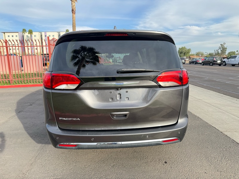 Chrysler Pacifica Touring-L 2019