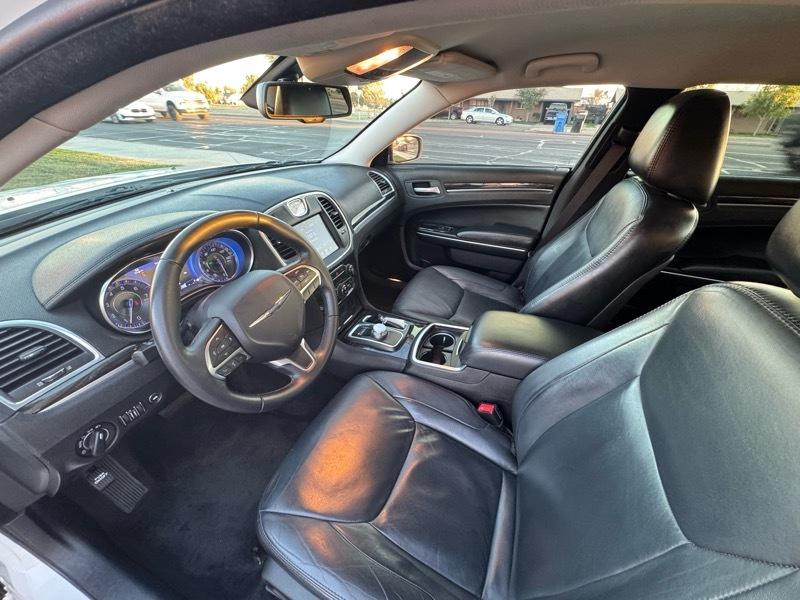 Chrysler 300 Limited RWD 2015