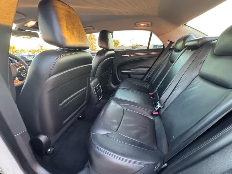 Chrysler 300 Limited RWD 2015