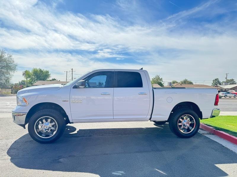 RAM 1500 2WD Quad Cab 140.5" Big Horn 2017
