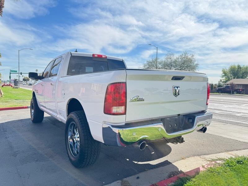 RAM 1500 2WD Quad Cab 140.5" Big Horn 2017