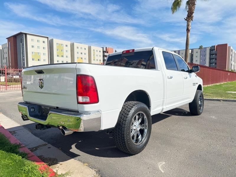 RAM 1500 2WD Quad Cab 140.5" Big Horn 2017
