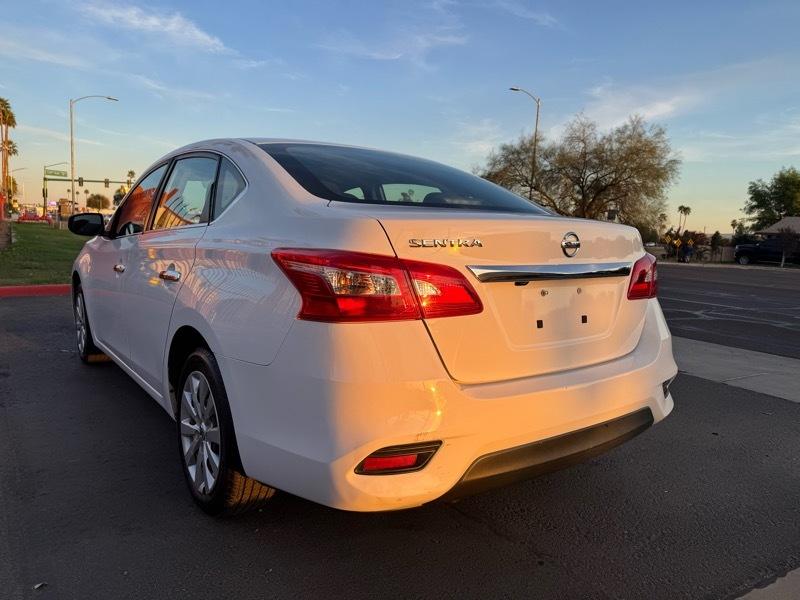 Nissan Sentra S CVT 2019