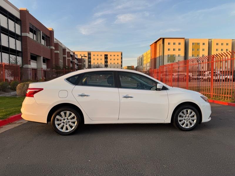 Nissan Sentra S CVT 2019