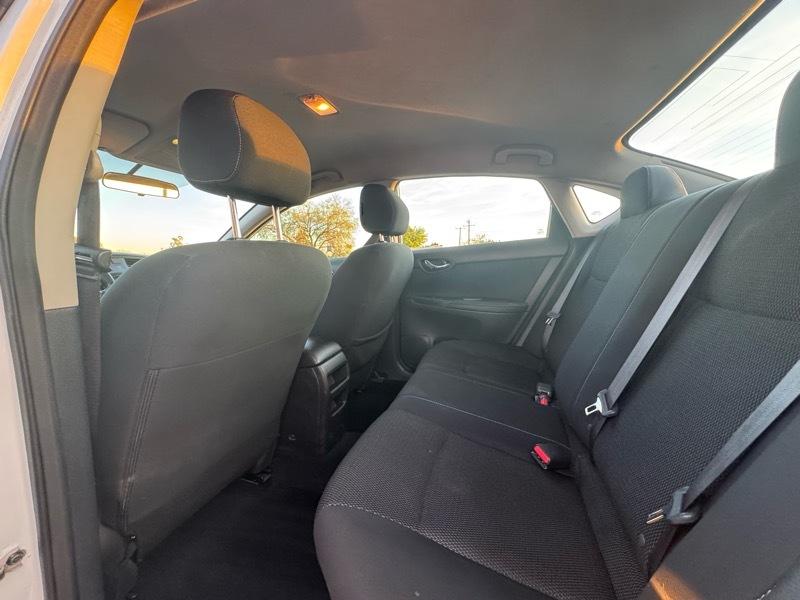 Nissan Sentra S CVT 2019