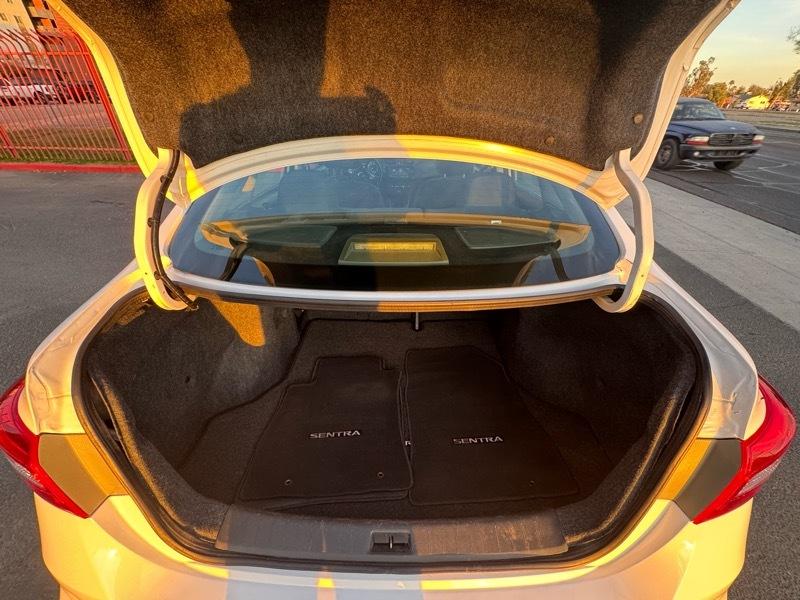 Nissan Sentra S CVT 2019