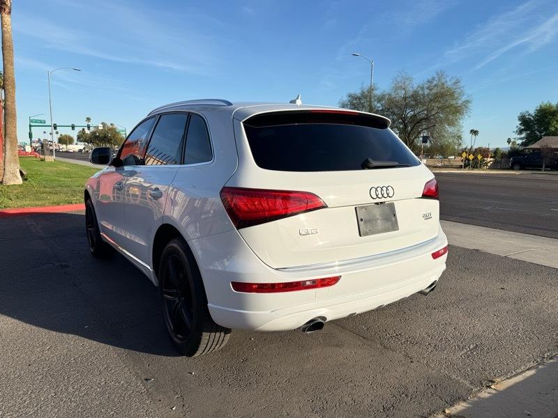 Audi Q5 2.0T Premium quattro 2017