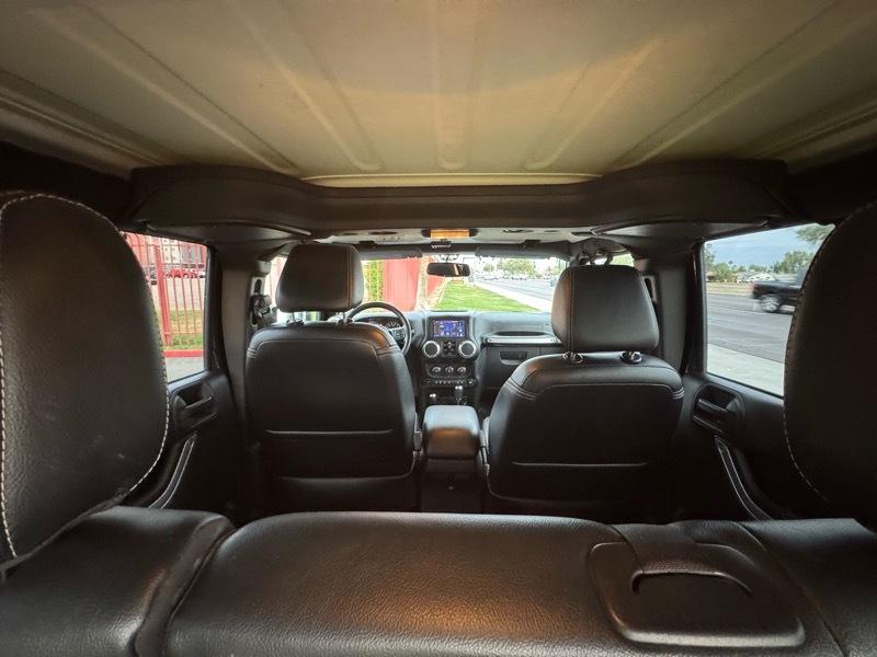 Jeep Wrangler Unlimited Sahara 4WD 2016