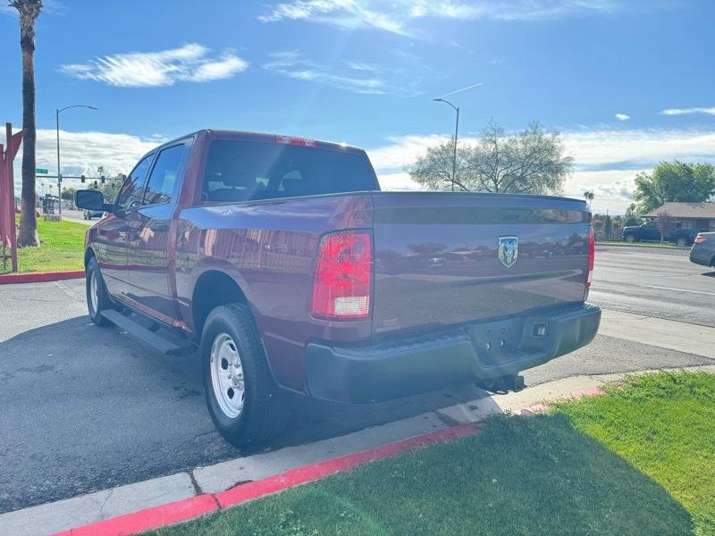 RAM 1500 Tradesman Crew Cab SWB 2WD 2016