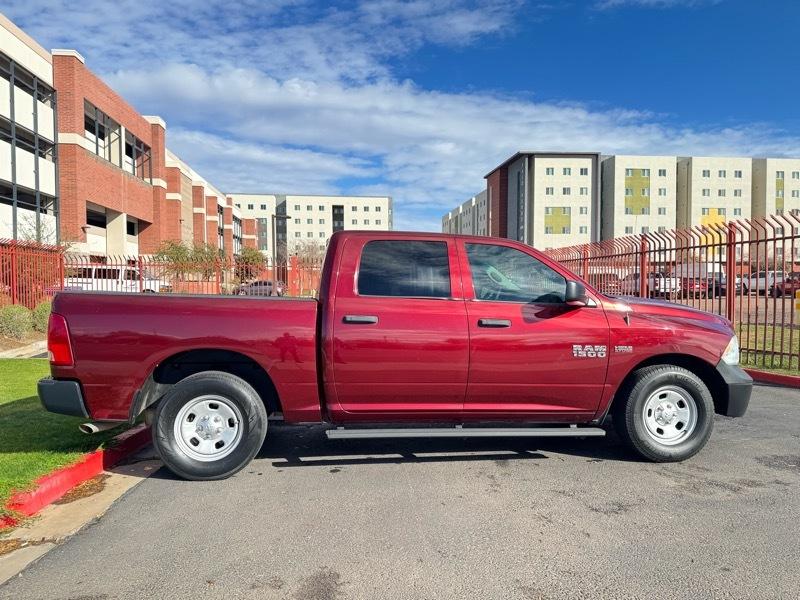 RAM 1500 Tradesman Crew Cab SWB 2WD 2016