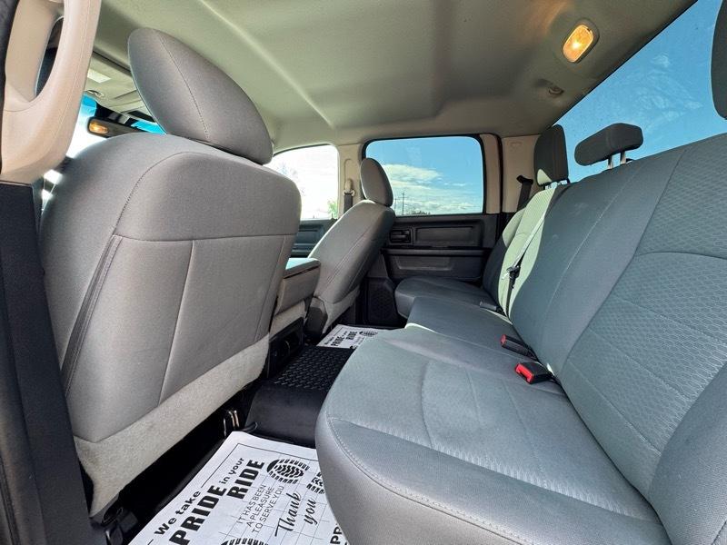 RAM 1500 Tradesman Crew Cab SWB 2WD 2016