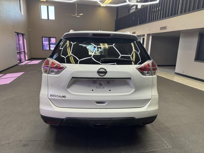 Nissan Rogue photo 6