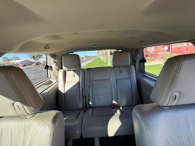 Lincoln Navigator 4WD 2013