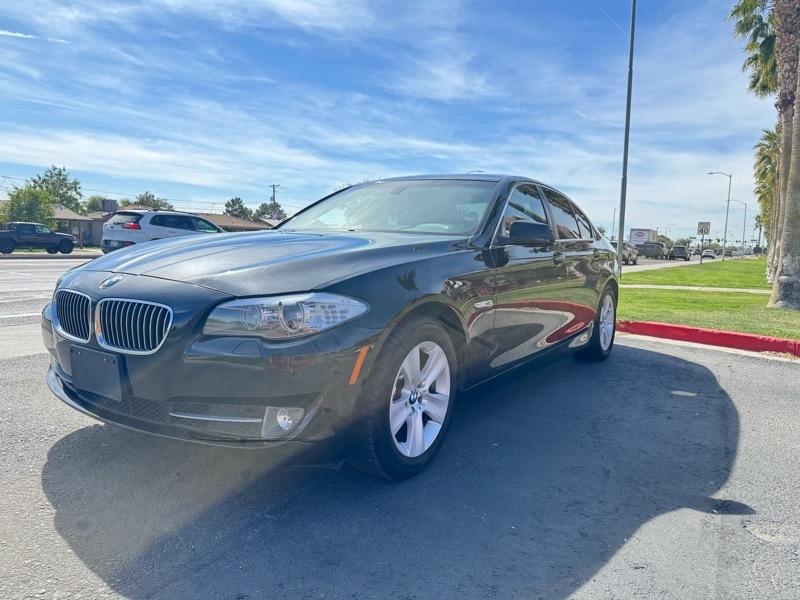 BMW 5-Series 528i xDrive 2012