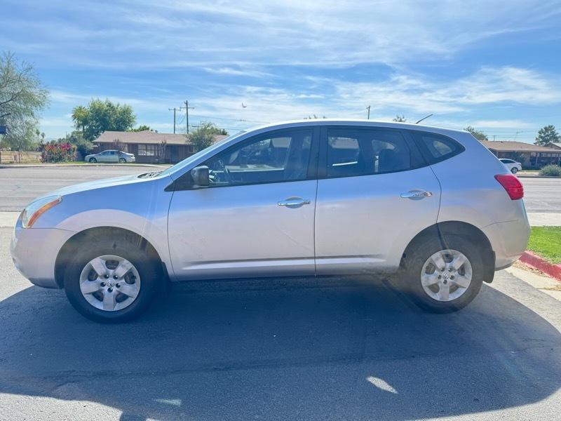 Nissan Rogue S 2WD 2010