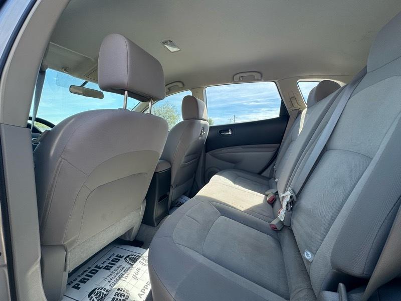 Nissan Rogue S 2WD 2010