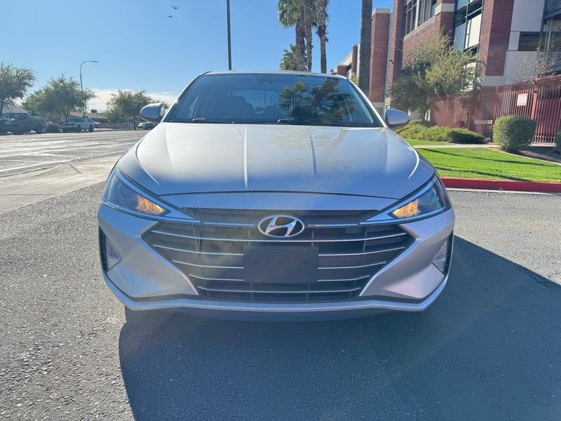 Hyundai Elantra SEL 4D Sedan at 2019