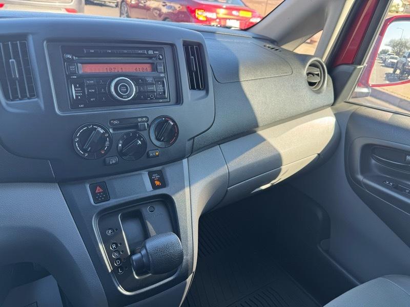 Nissan NV200 SV 2013