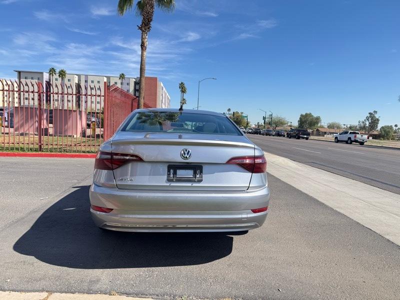 Volkswagen Jetta 1.4T S 8A 2021