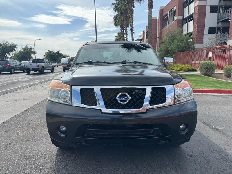 Nissan Armada Platinum 2WD 2011
