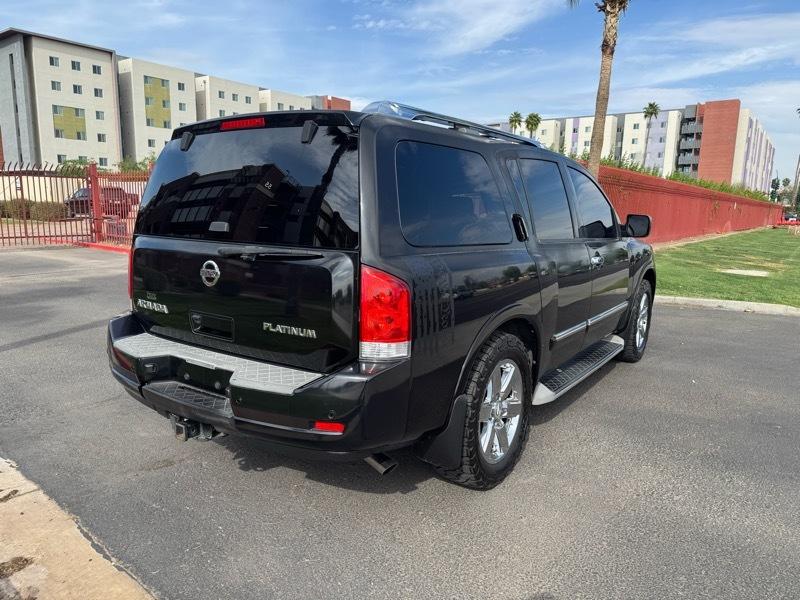 Nissan Armada Platinum 2WD 2011