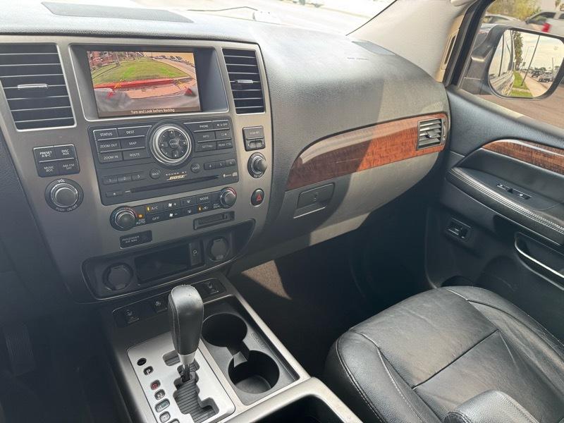 Nissan Armada Platinum 2WD 2011