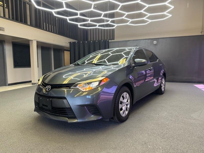 Toyota Corolla L 4D Sedan at 2015