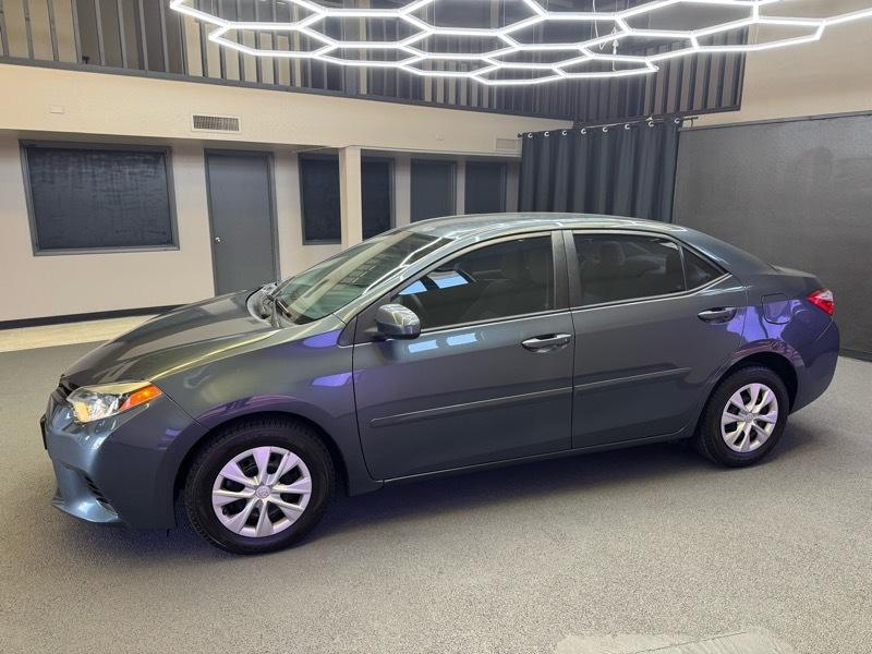 Toyota Corolla L 4D Sedan at 2015