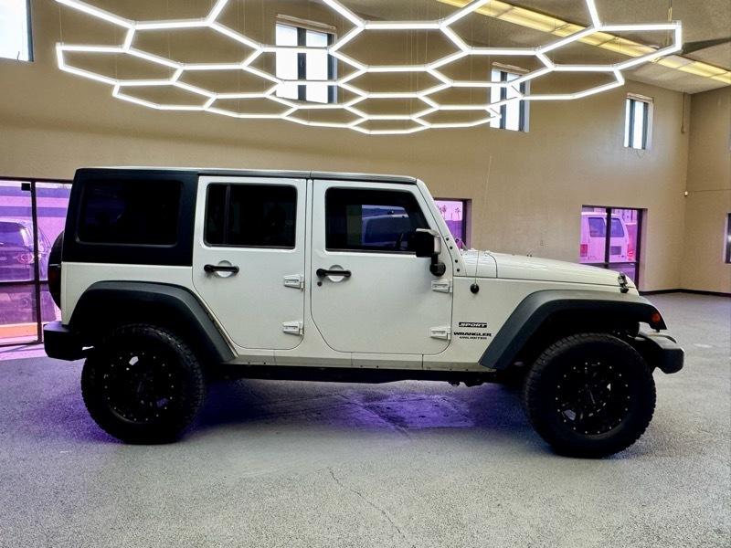 Jeep Wrangler Unlimited Sport 4WD 2016