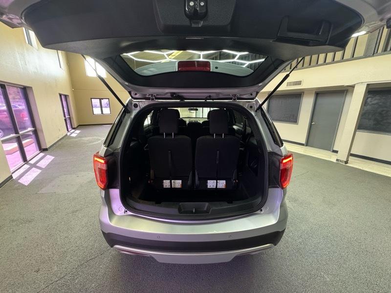 Ford Explorer XLT FWD 2017