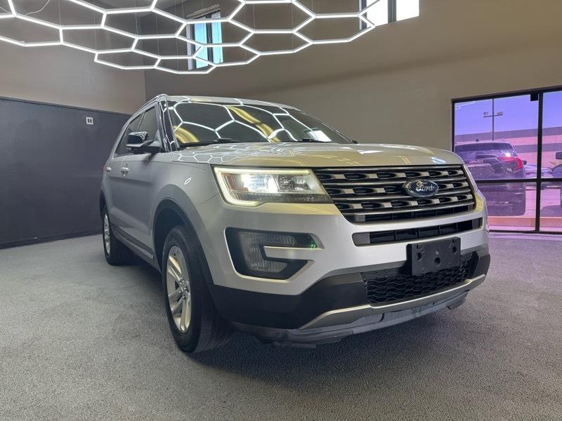 Ford Explorer XLT FWD 2017