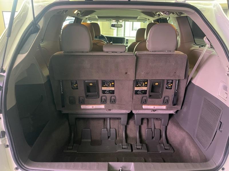 Toyota Sienna XLE FWD 8-Passenger V6 2016