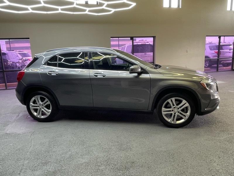 Mercedes-Benz GLA-Class GLA250 4MATIC 2016