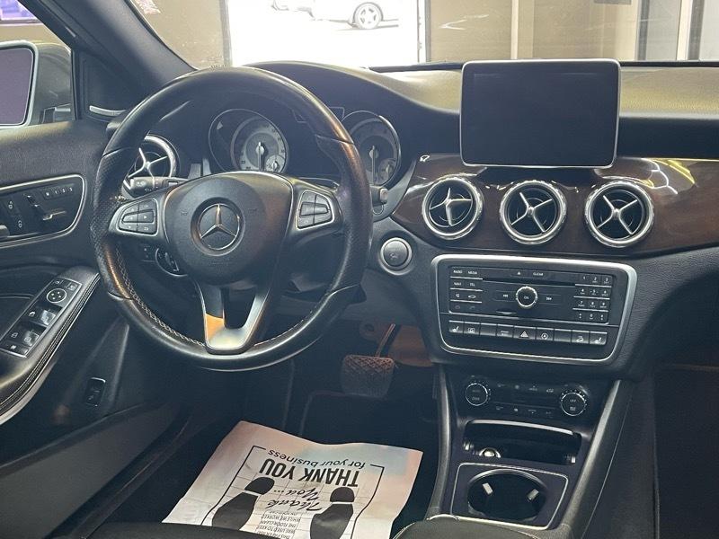 Mercedes-Benz GLA-Class GLA250 4MATIC 2016