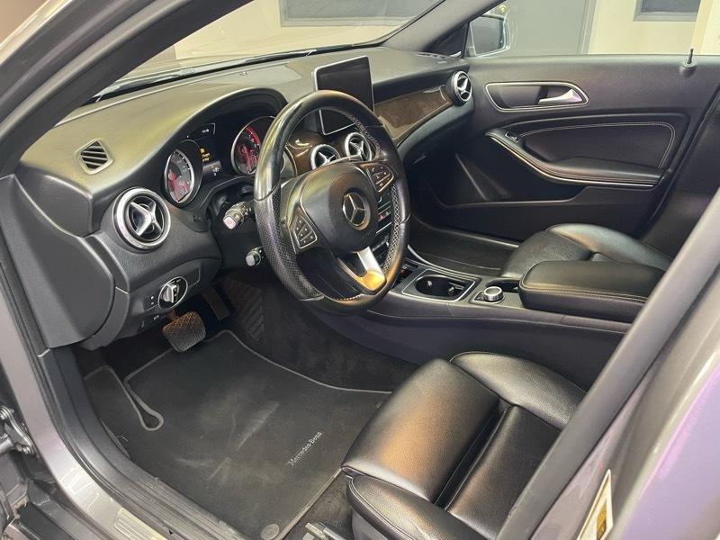 Mercedes-Benz GLA-Class GLA250 4MATIC 2016