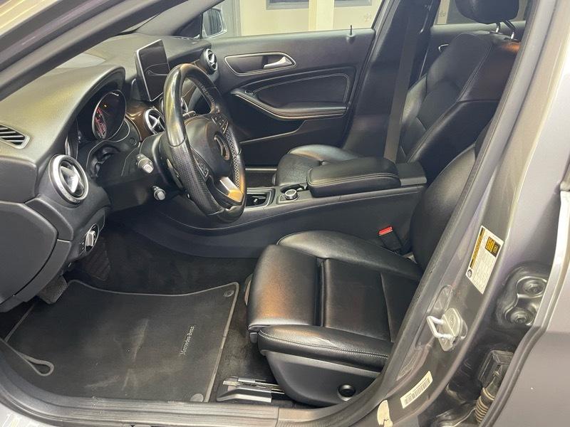 Mercedes-Benz GLA-Class GLA250 4MATIC 2016