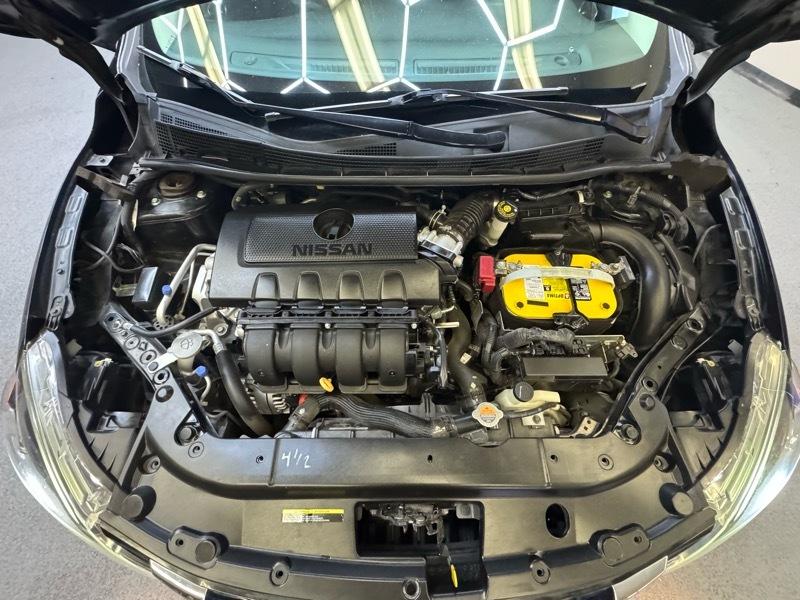 Nissan Sentra SR 4D Sedan 2019